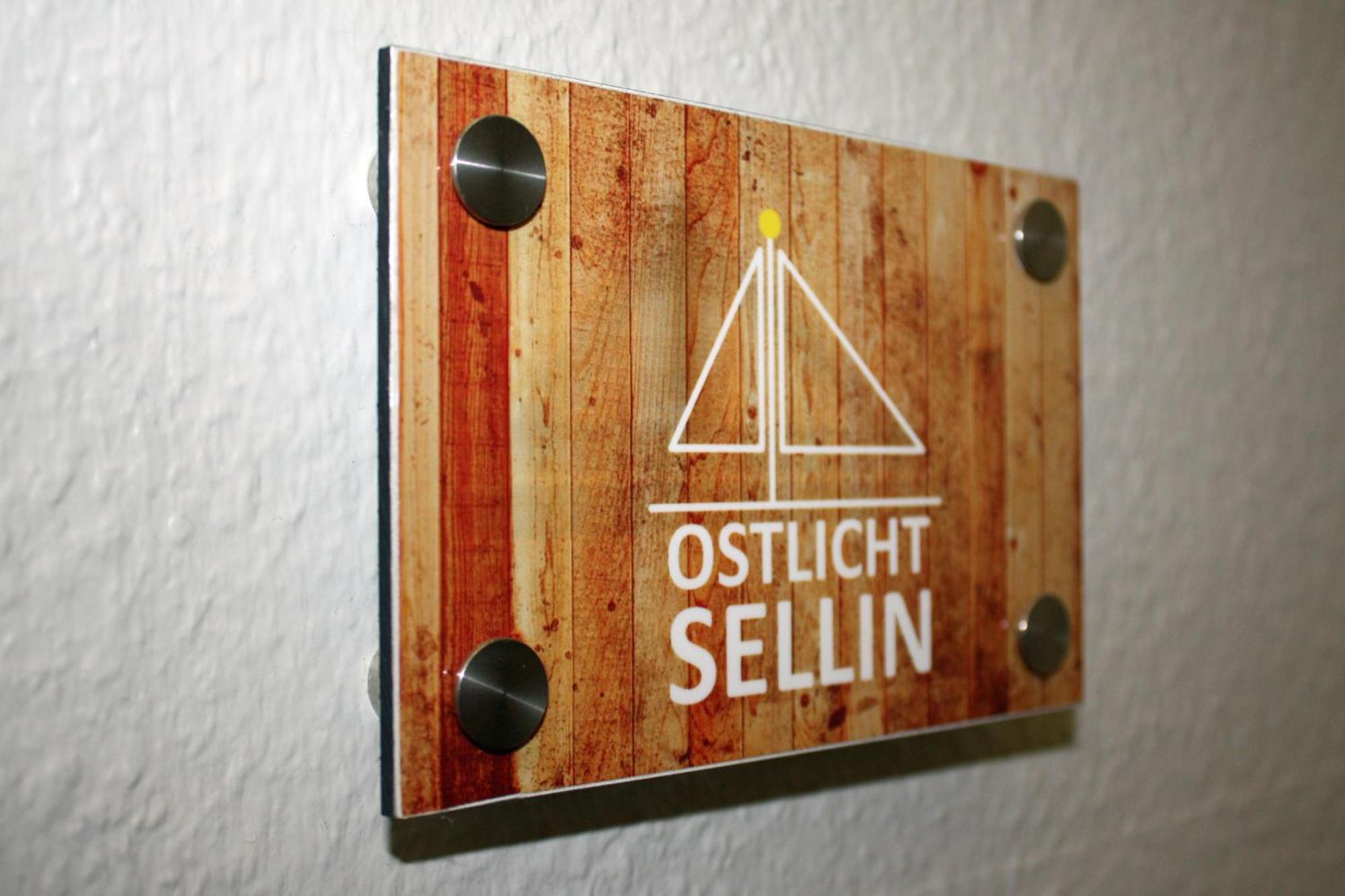 Ferienwohnungen Poppelvitz Altefähr Pokoj fotografie